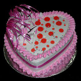 Strawberry pink heart shape cake Strawberry pink heart shape cake