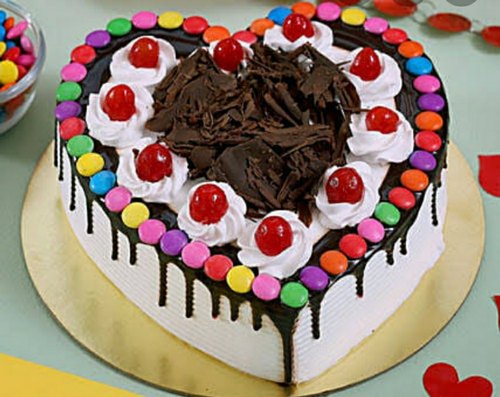 500gm black forest cake 500gm black forest cake